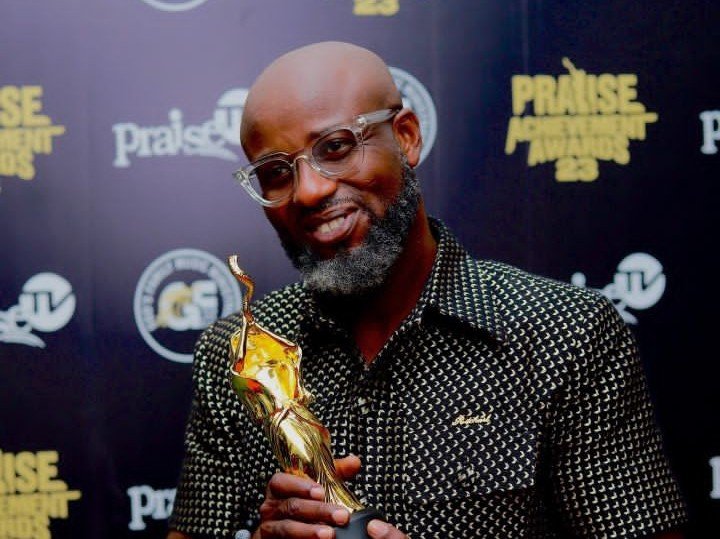 EDB-E-B-B-CE-DE-D-D-FF-B~2