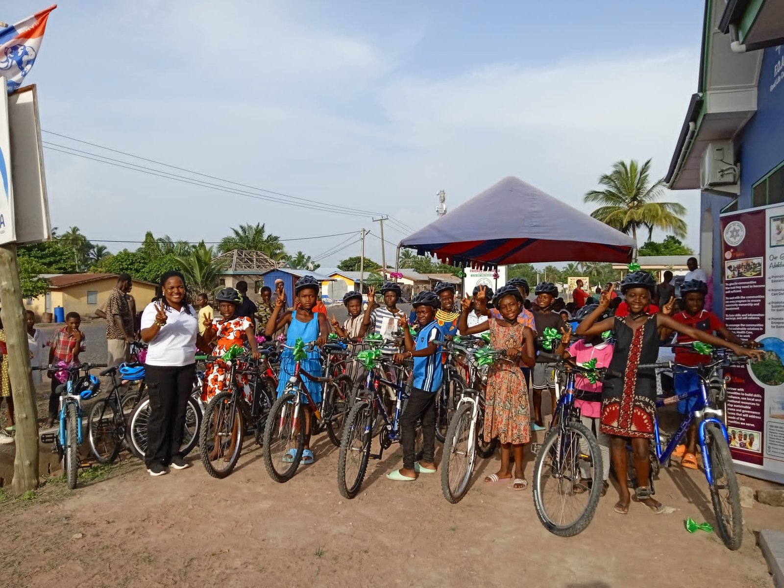 45 Ghanaian Kids in Adaklu Get Bicycles to “Pedal to Excellence” 1