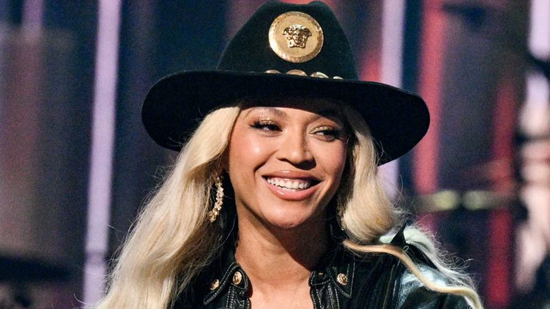 Singer-Beyonce-Picture-Bang-Showbiz