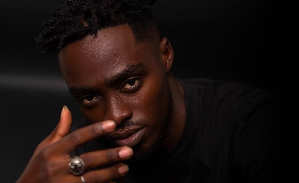 Gosh-Mello-Press-Pic-1~2