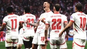 Bayern Munich's Title Dreams Shattered: RB Leipzig's Late Equalizer Spoils the Party 1