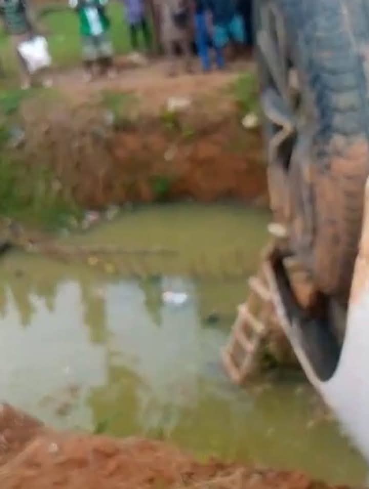 Nigeria: Two Friends Die In Car Accident 2