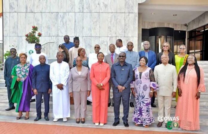 ECOWAS Awards Scholarships To 6 Students