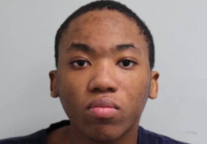 London Teen’s Hidden Weapons Workshop Exposed After Domestic Incident Leads to Major Police Investigation London Teen’s Hidden Weapons Workshop Exposed After Domestic Incident Leads to Major Police Investigation