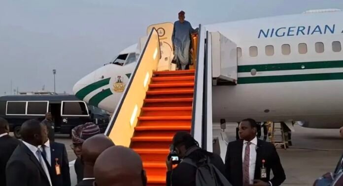 Nigeria: Tinubu Arrives Lagos in After Northern Tour, Begins End-of-Year Holiday Activities Nigeria: Tinubu Arrives Lagos in After Northern Tour, Begins End-of-Year Holiday Activities