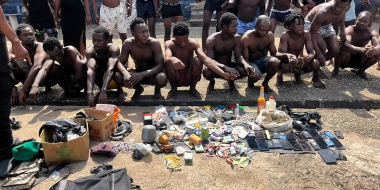 Ghana: Police Arrest 40 Persons In Obuasi Swoops On Criminal Hideouts Ghana: Police Arrest 40 Persons In Obuasi Swoops On Criminal Hideouts