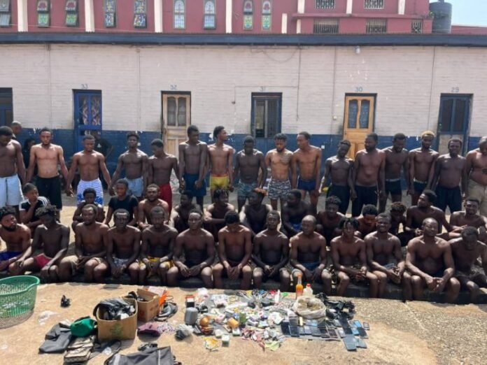 Ghana: Police Arrest 40 Persons In Obuasi Swoops On Criminal Hideouts Ghana: Police Arrest 40 Persons In Obuasi Swoops On Criminal Hideouts