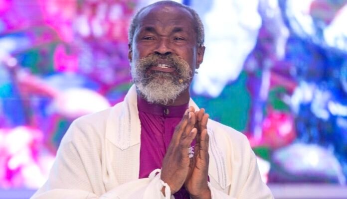 Tragic New Year Crash on Assin–Kumasi Highway Leaves 2 Church Members of Adom kyei-Duah Dead and 21 Injured Tragic New Year Crash on Assin–Kumasi Highway Leaves 2 Church Members of Adom kyei-Duah Dead and 21 Injured