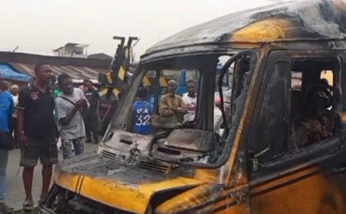 Nigeria: Two Killed, Eight Injured as Commercial Bus Explodes After Crash on Okota–Mile 2 Road in Lagos