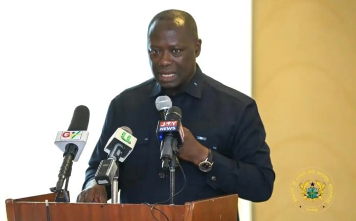 Ghana: Govt Audits Over 8,000 Public Land Deals After Mahama Freeze, Uncovers Process Gaps