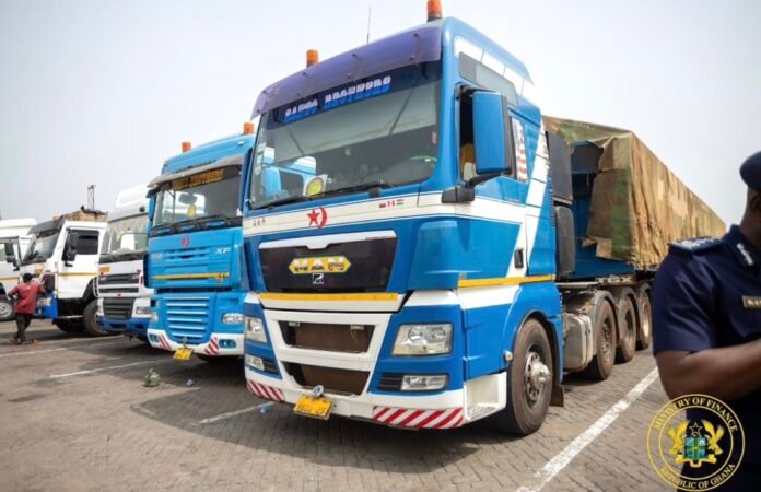 Ghana: GRA Customs Seizes 12 Transit Trucks in Overnight Anti-Smuggling Operation on Dawhenya–Tema Highway