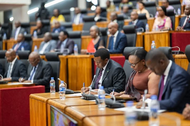 President Kagame Urges Swift Action and Accountability as New Senators Sworn In 3