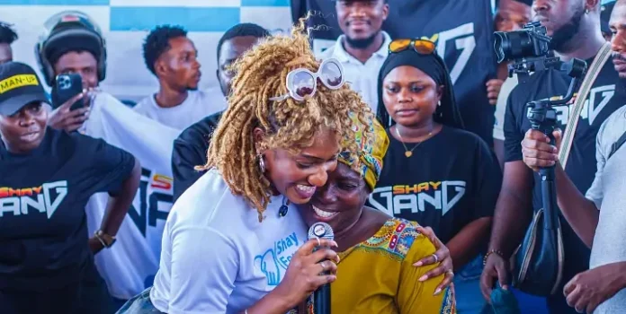 Wendy Shay Gifts GH₵25,000 to Kasoa Market Traders Ahead of Free Shay Concert 2025
