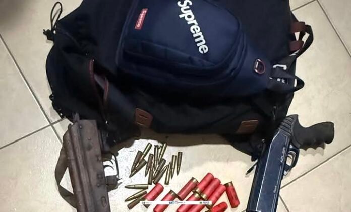 Ghana: POLICE FOIL ROBBERY ATTEMPT AT ANTOAKROM–MANSO NKWANTA STRETCH: ONE AK47 RIFLE, ONE PUMP ACTION GUN AND VEHICLE RECOVERED