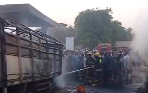 Nigeria: Fire Outbreak at Kishi Fuel Station Wrecks Vehicles and Power Facility, Spares Main Premises Nigeria: Fire Outbreak at Kishi Fuel Station Wrecks Vehicles and Power Facility, Spares Main Premises