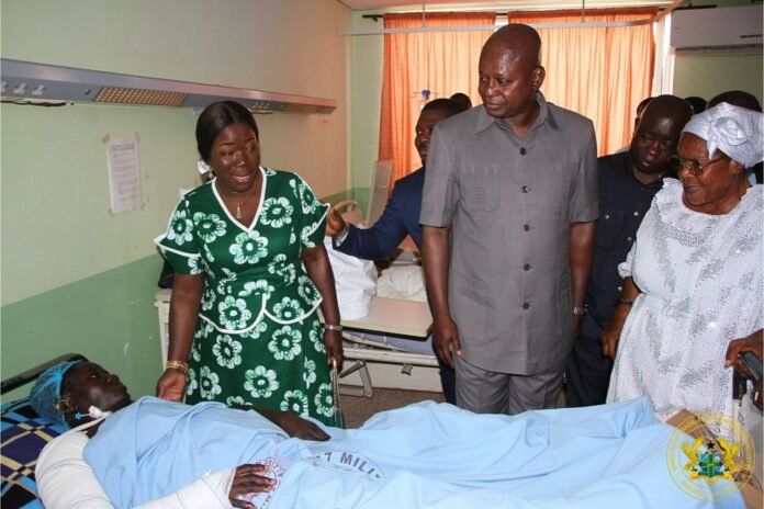 Elizabeth Ofosu-Adjare and Bukare Mikpe interacting with the victims