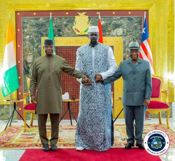 Julius Maada Bio (left), Mamadi Doumbouy (middle) and Joseph Nyuma Boakai (right) pictured in Conakry following their meeting