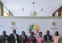 Ghanaian and Burkinabe officials