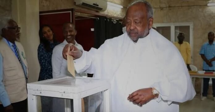 Ismail Omar Guelleh voting during the just-ended election Ismail Omar Guelleh voting during the just-ended election