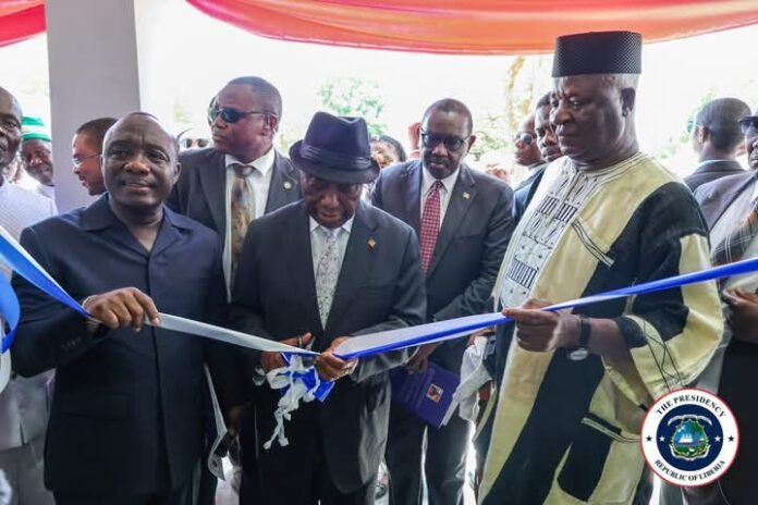 Joseph Nyuma Boakai, Sr commissioning the Ministry of Local Government