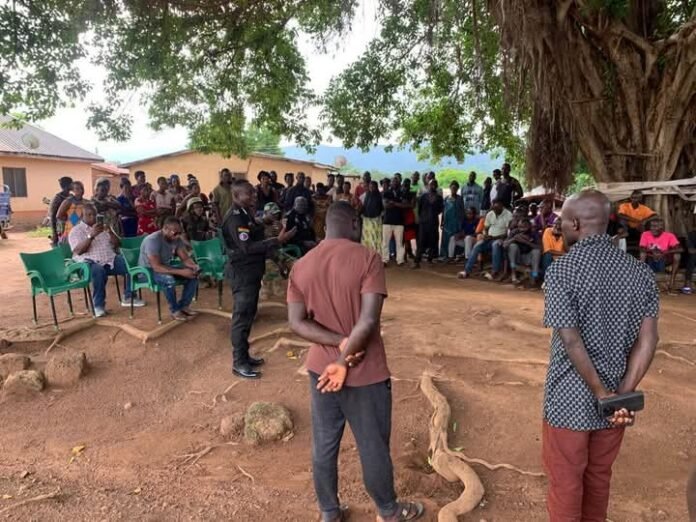 The police engaging residents at Keri over the murder of Thomas Adon The police engaging residents at Keri over the murder of Thomas Adon