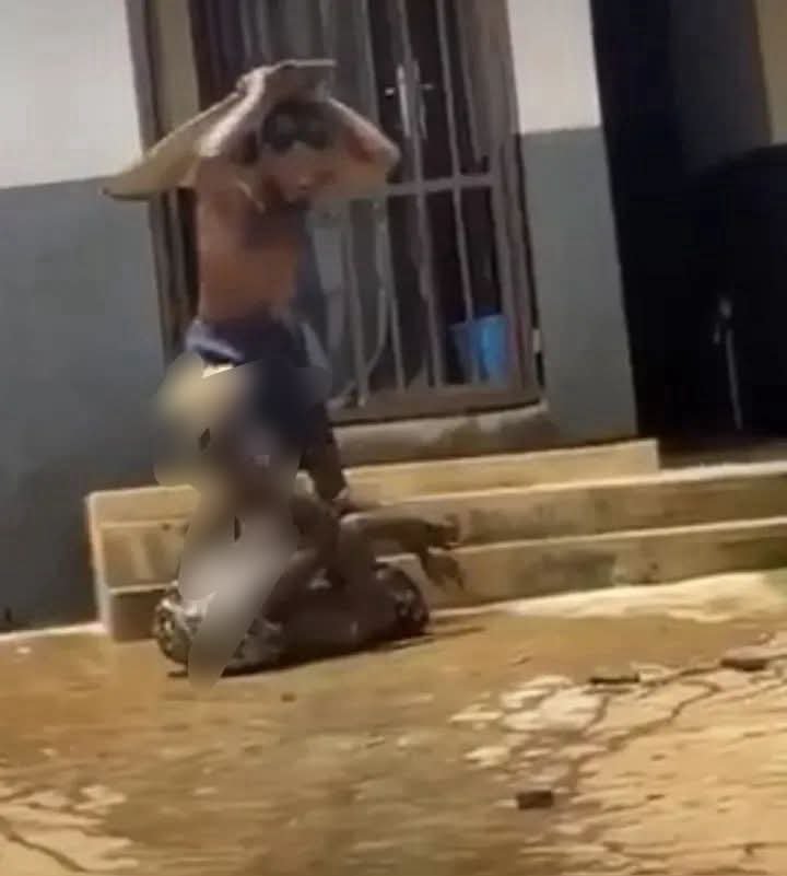 Mbaya being beaten to death 