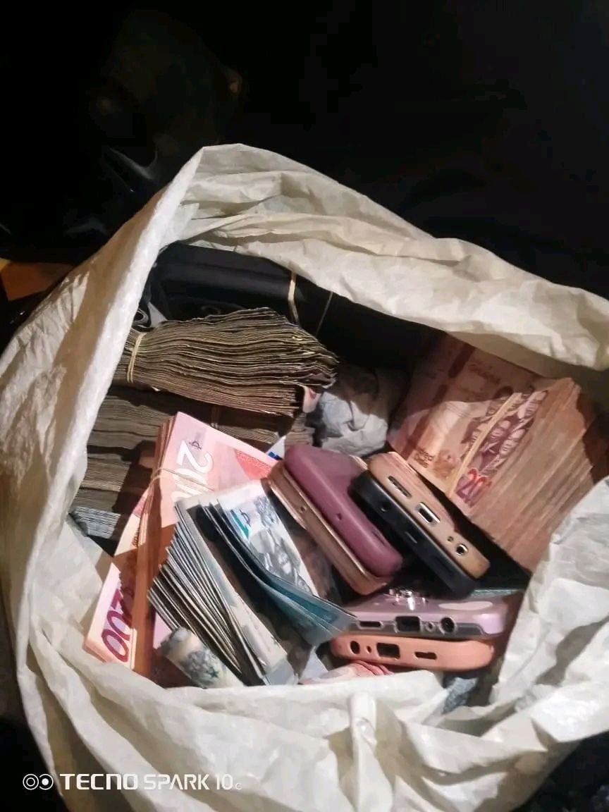 The bag containing the Ghc 140,000